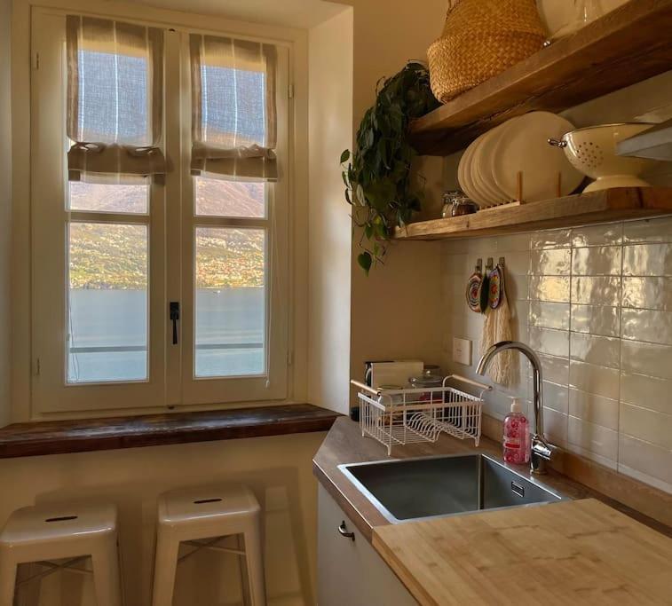 Il Noce Lake View Apartment Lezzeno Exterior photo